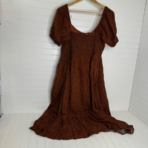 NWT You + All Brown Geo Midi Dress Short Sleeve Ruched Bust US 14 - Picture 8 of 11